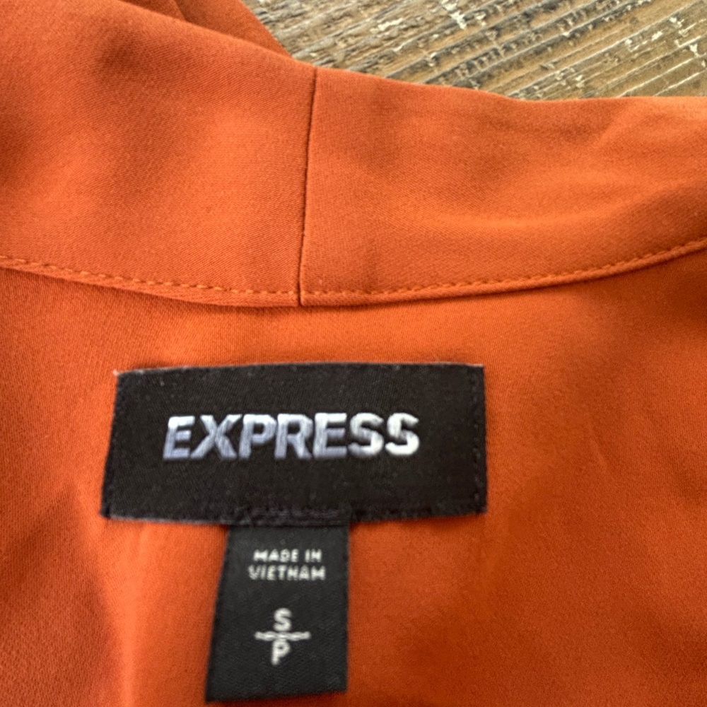 Express Bold Rust Jacket - Picture 3 of 3
